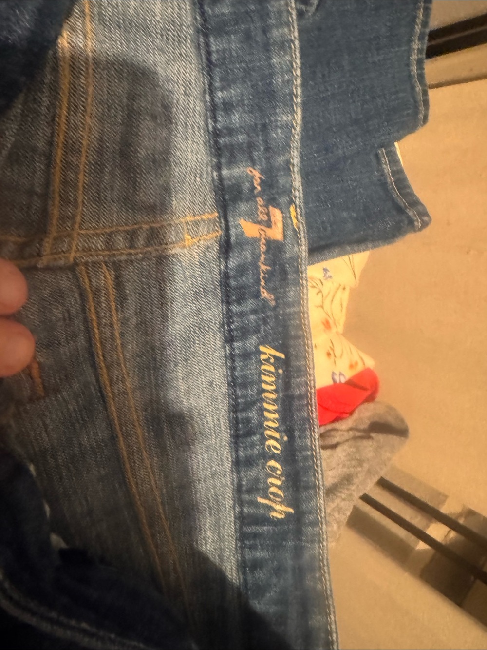 Women’s Seven for All Mankind Kimmie Crop - Picture 2 of 9